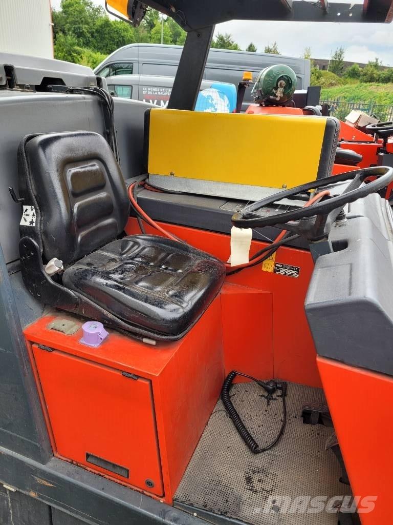 Hako 1500 B Kombinationsskurborstar