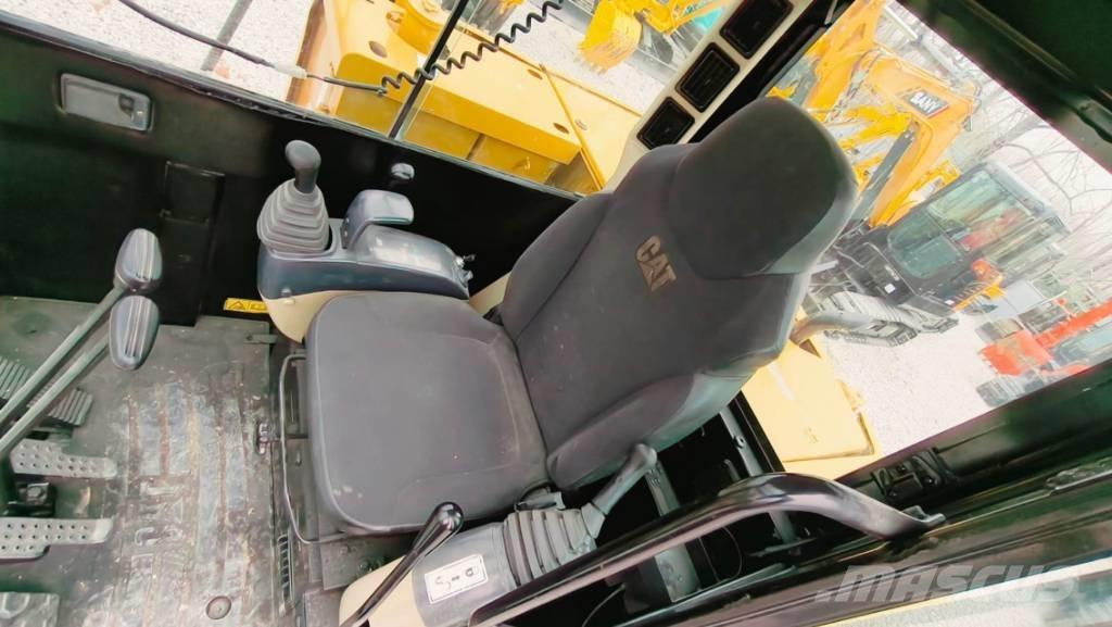 CAT 306E Minigrävare < 7t