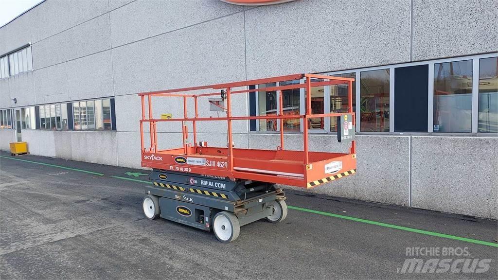 SkyJack SJIII4620 Saxliftar
