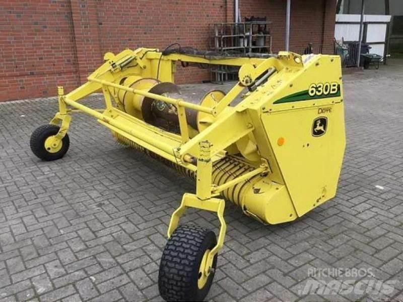 John Deere 630 B Trösktillbehör