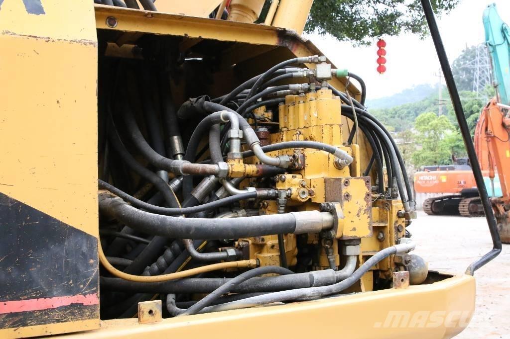 CAT 320BU Bandgrävare