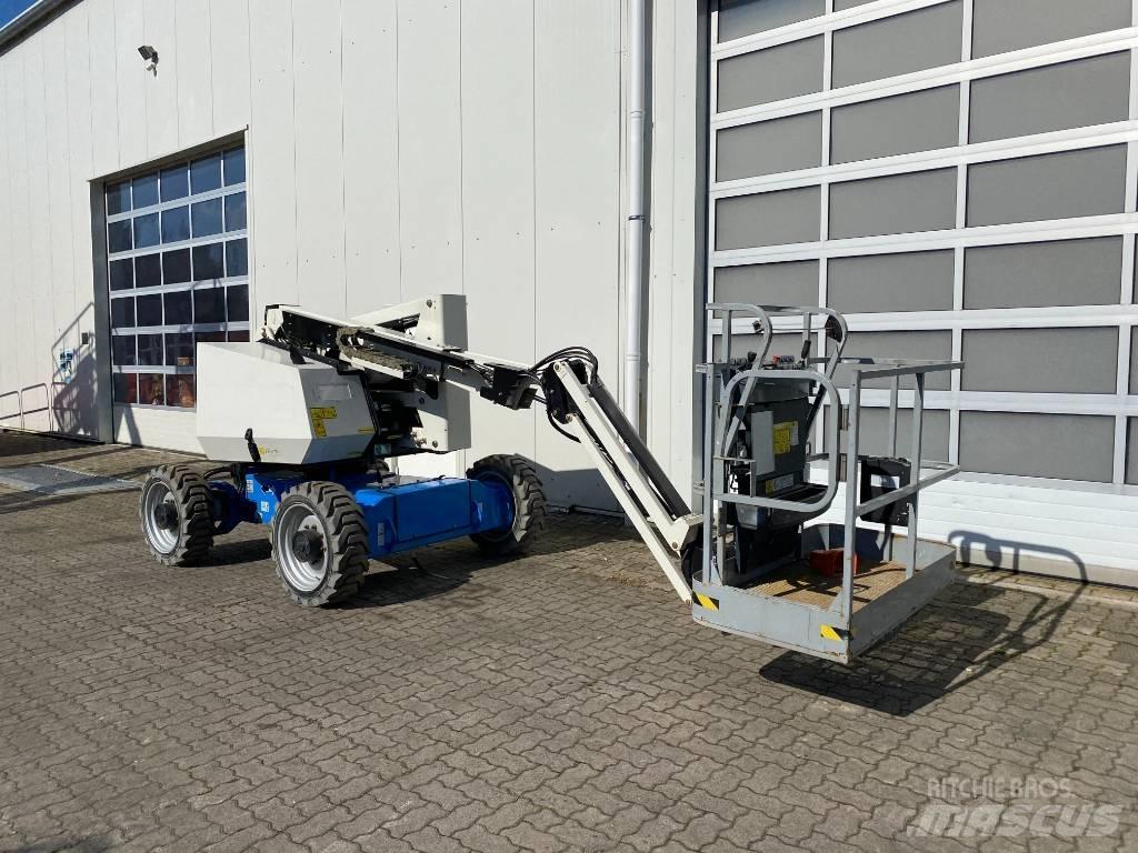 JLG H 340AJ Bomliftar