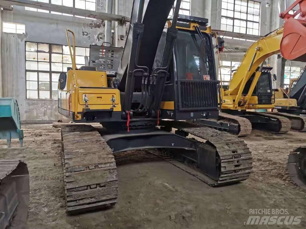Volvo EC200D Bandgrävare