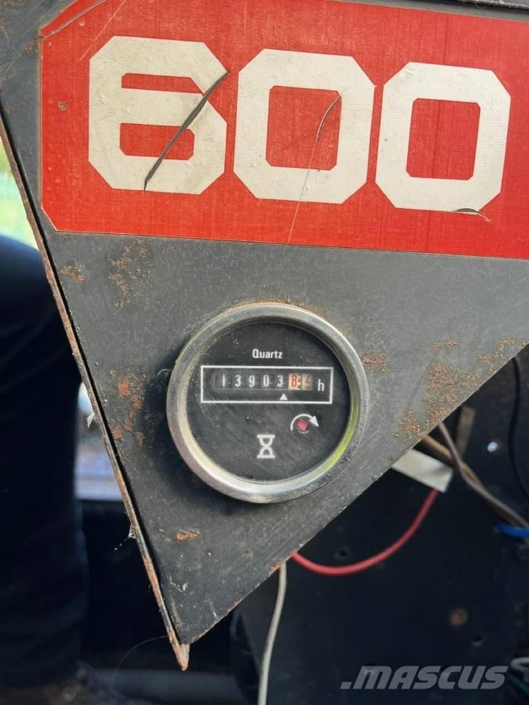 Jones IF 15AT Allterrängkranar