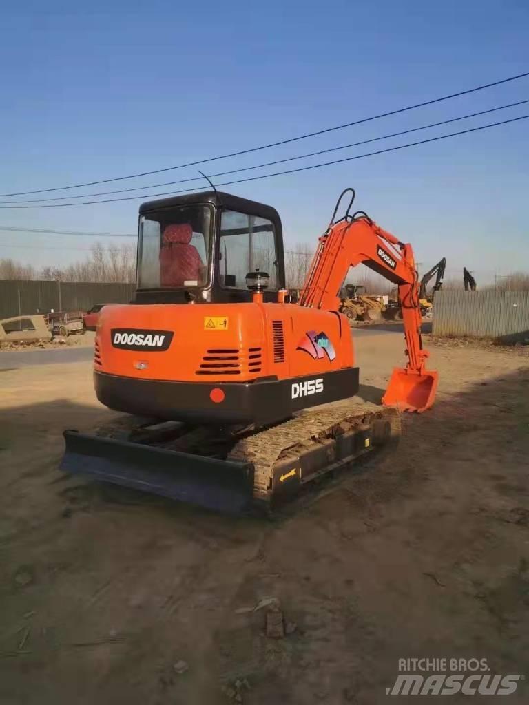 Doosan DH55 Bandgrävare