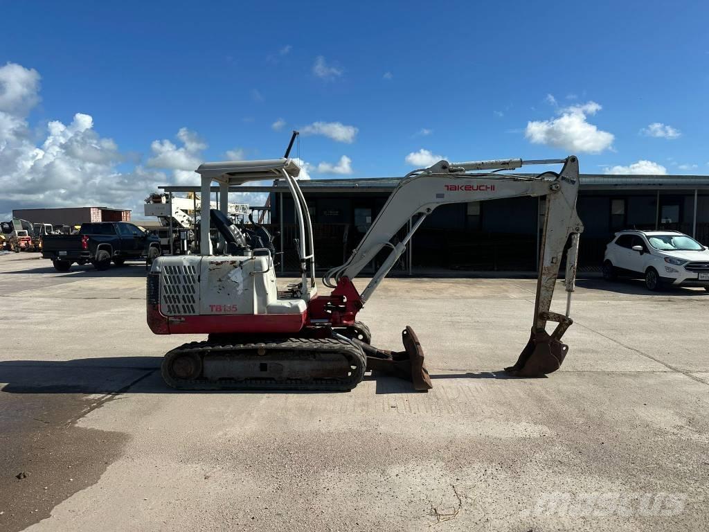 Takeuchi TB 135 Bandgrävare
