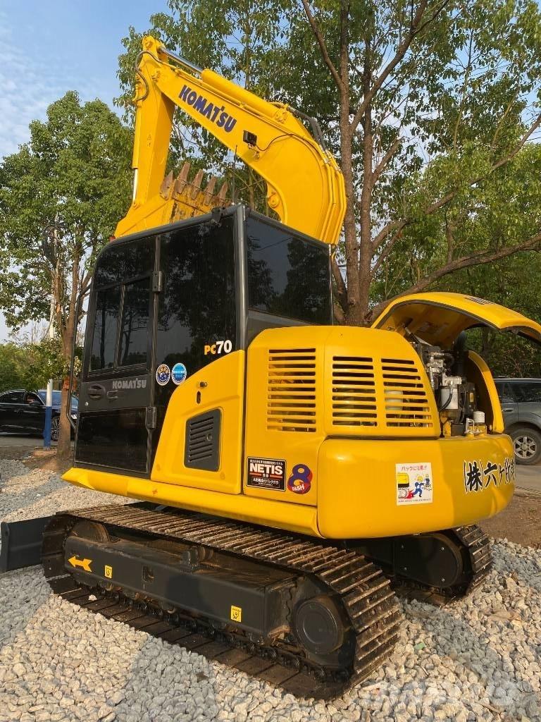 Komatsu 70-8 Bandgrävare