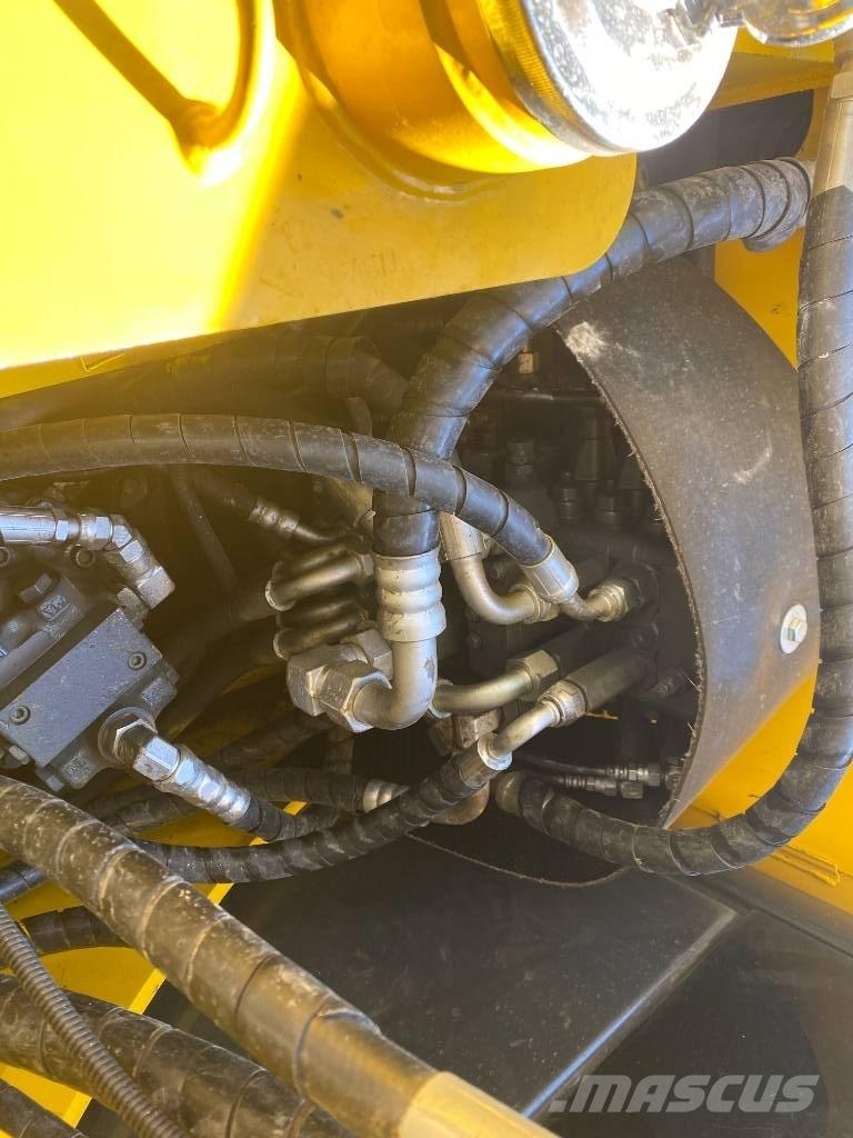 Komatsu 70-8 Bandgrävare