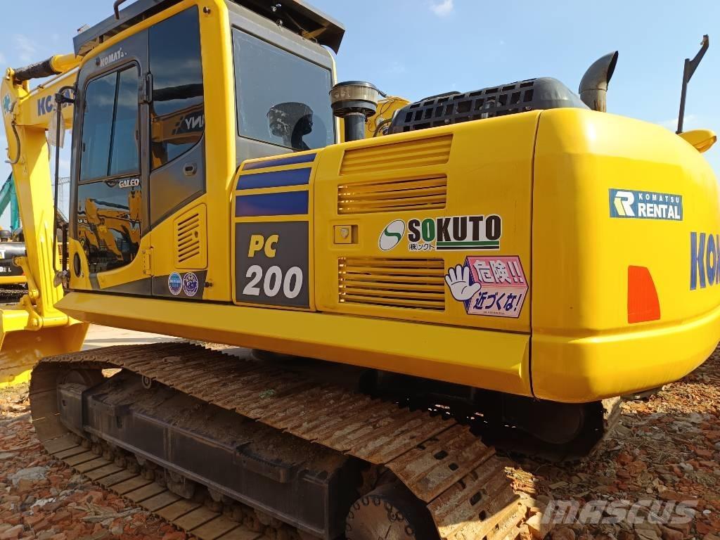 Komatsu PC 200 Bandgrävare