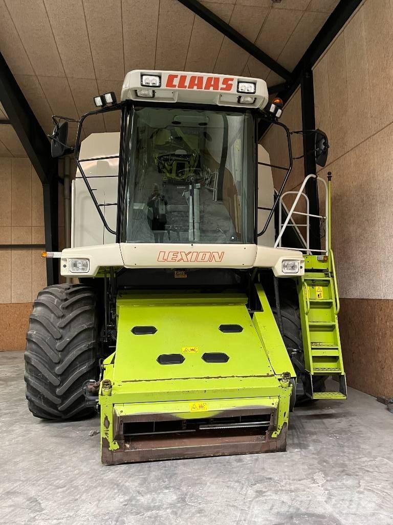 CLAAS Lexion 460 Skördetröskor