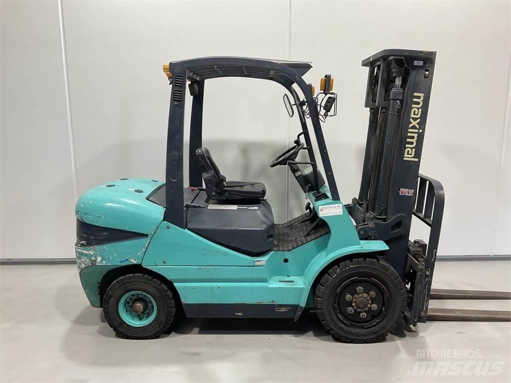 Maximal FD35T Dieselmotviktstruckar