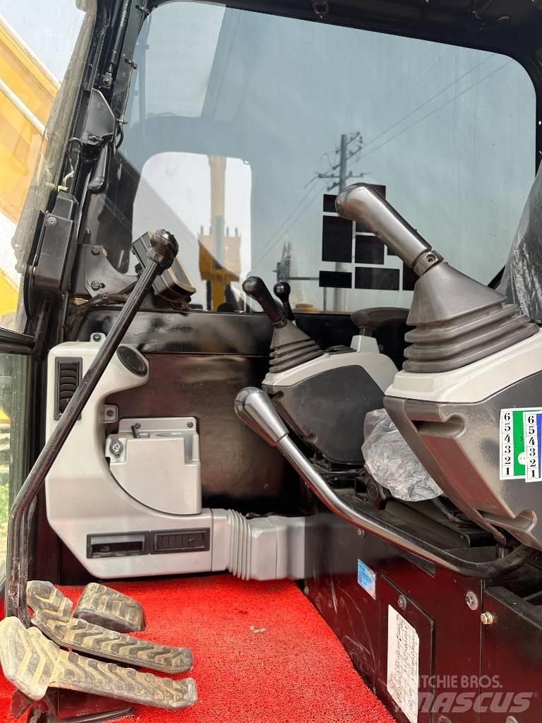 CAT 307E2 Minigrävare < 7t