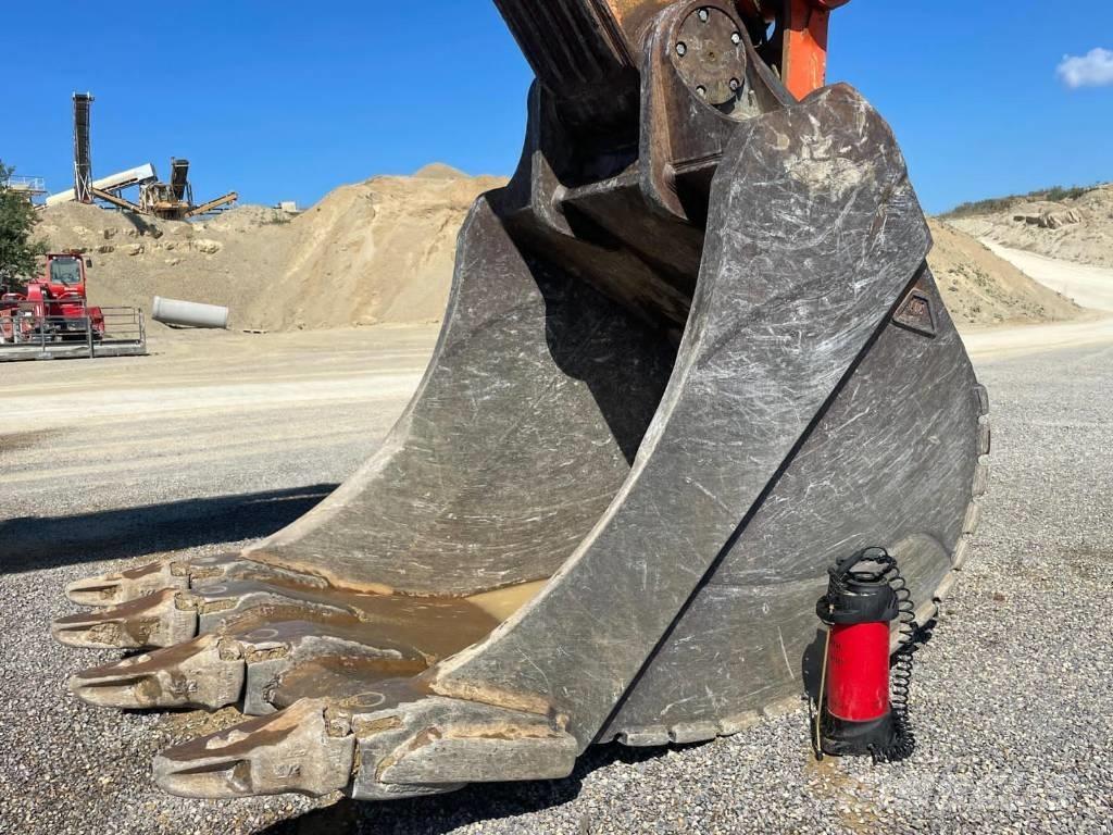 Hitachi EX 1200-6 Bandgrävare