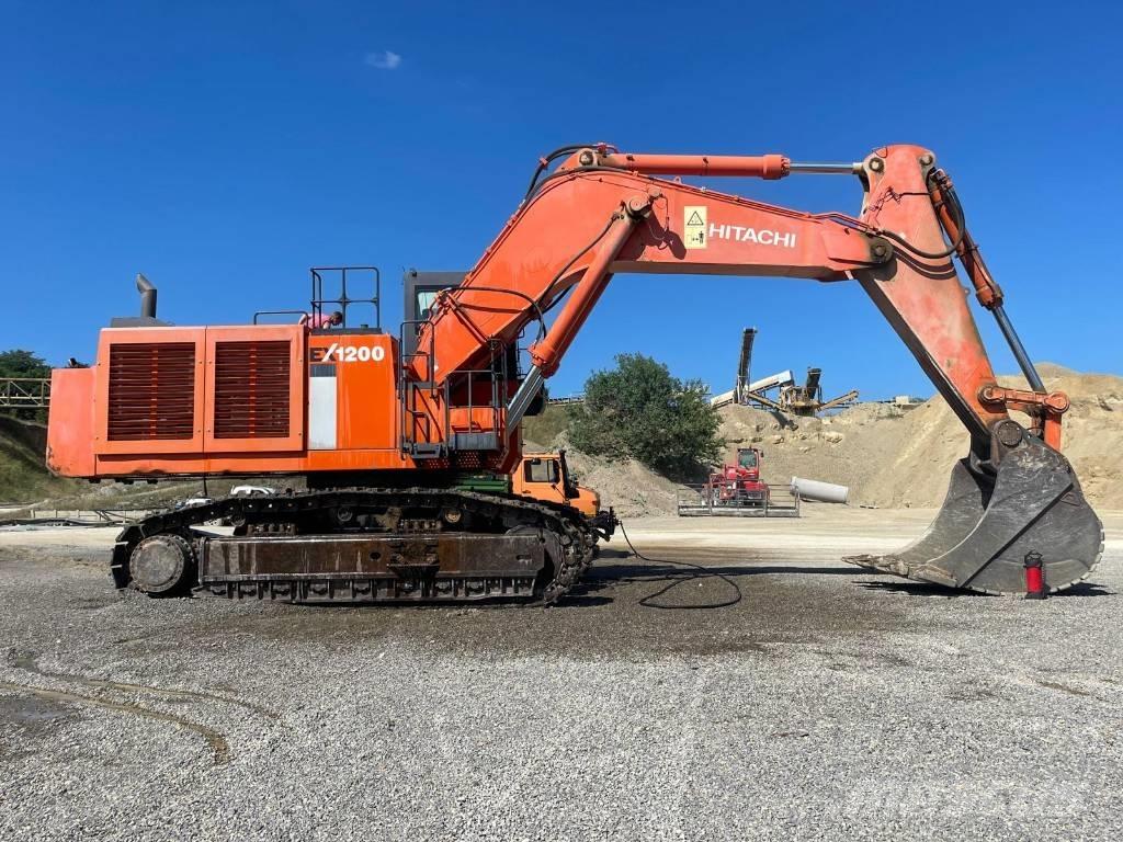 Hitachi EX 1200-6 Bandgrävare
