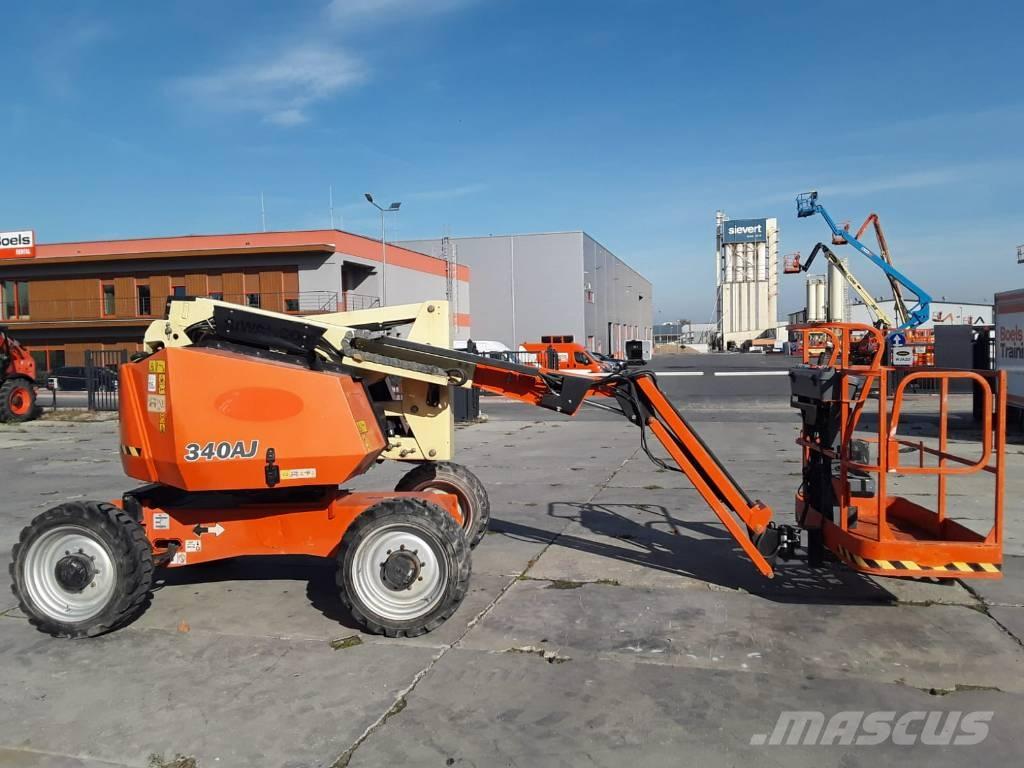 JLG 340AJ Bomliftar