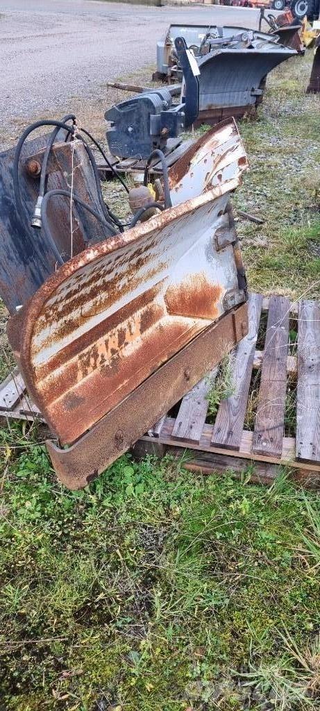 Fjärås 2 Plogar