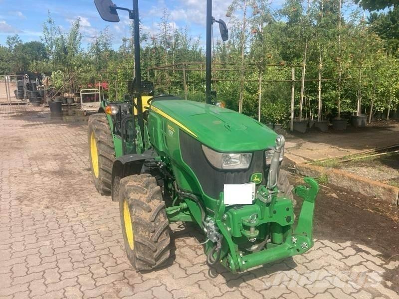 John Deere 5075 GL Kompakttraktorer