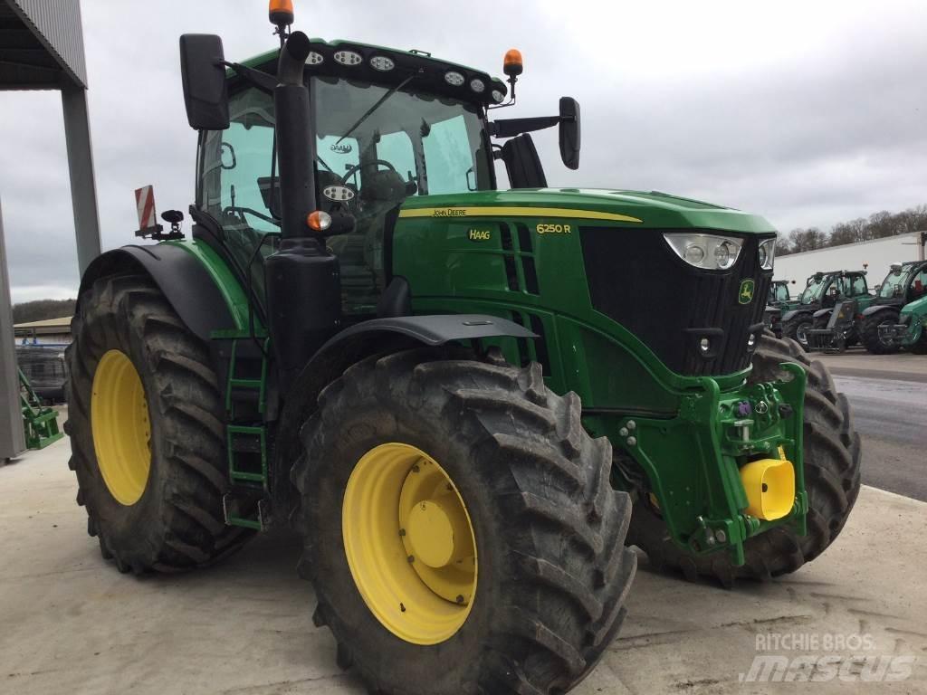 John Deere 6250R Traktorer