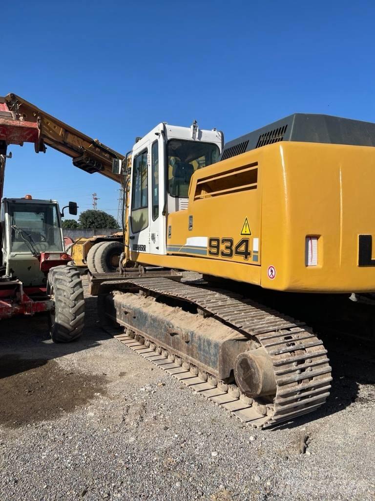 Liebherr R 934 B Bandgrävare