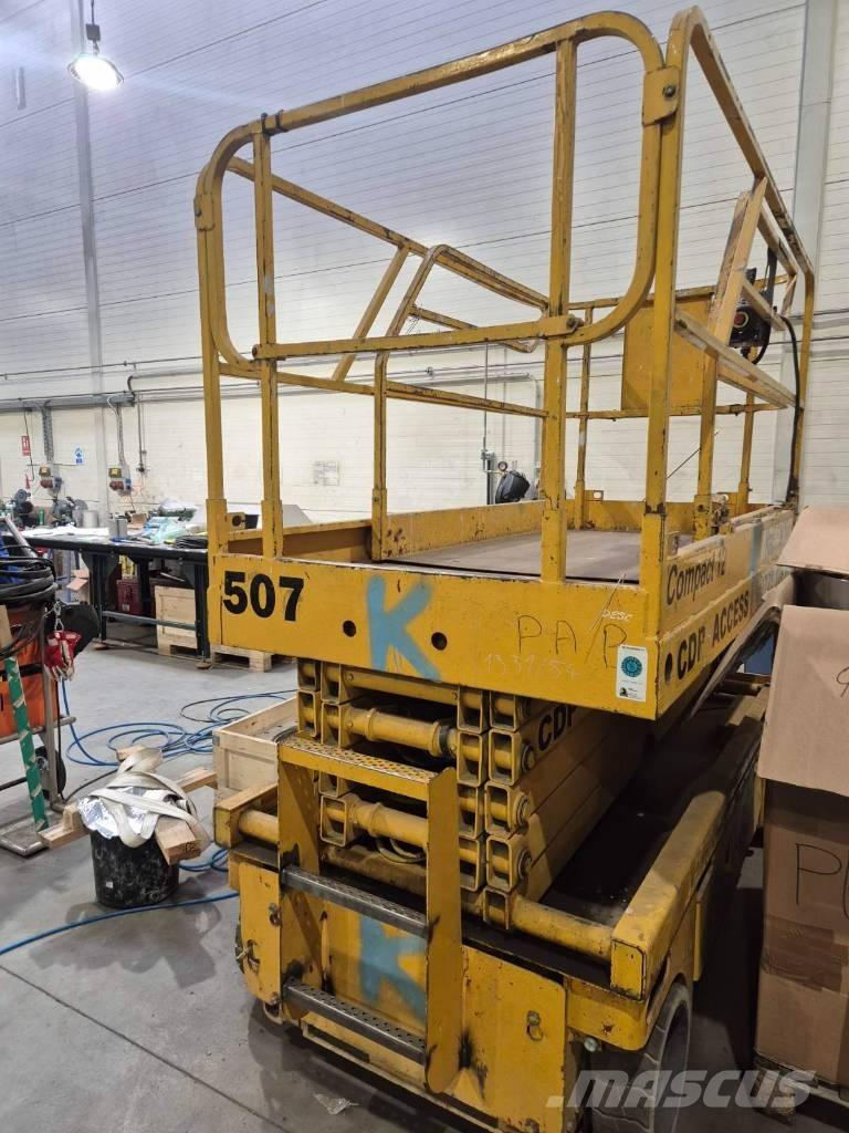 Haulotte Compact 12 Saxliftar