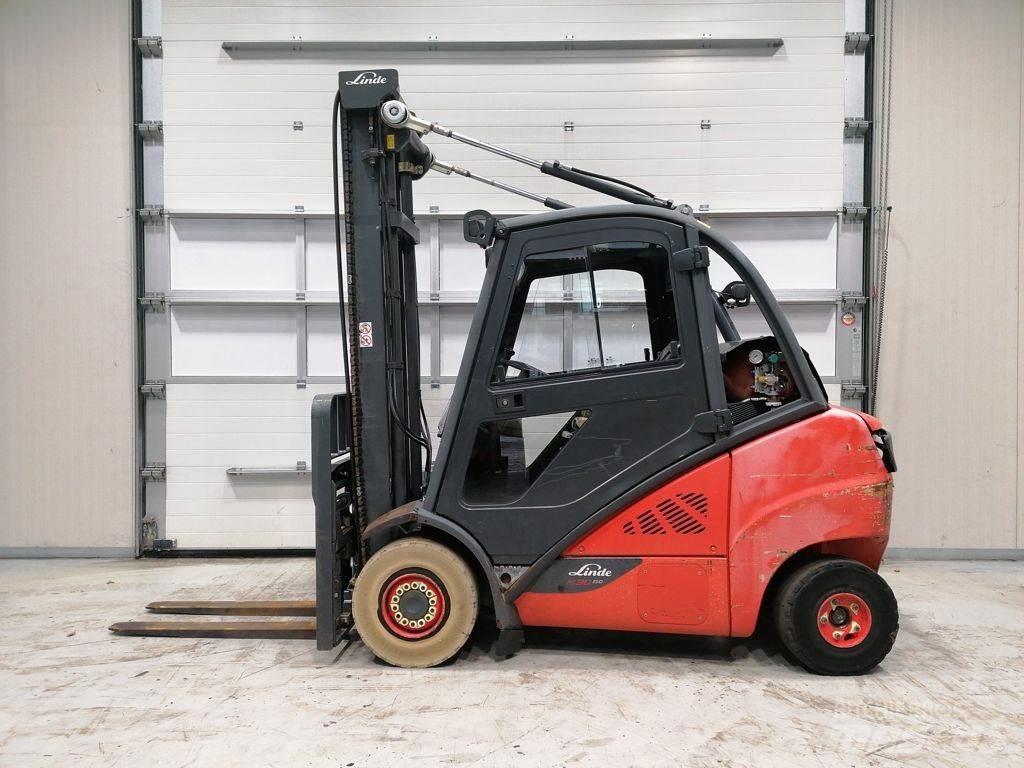 Linde H30TCNG-02 Gasolmotviktstruckar