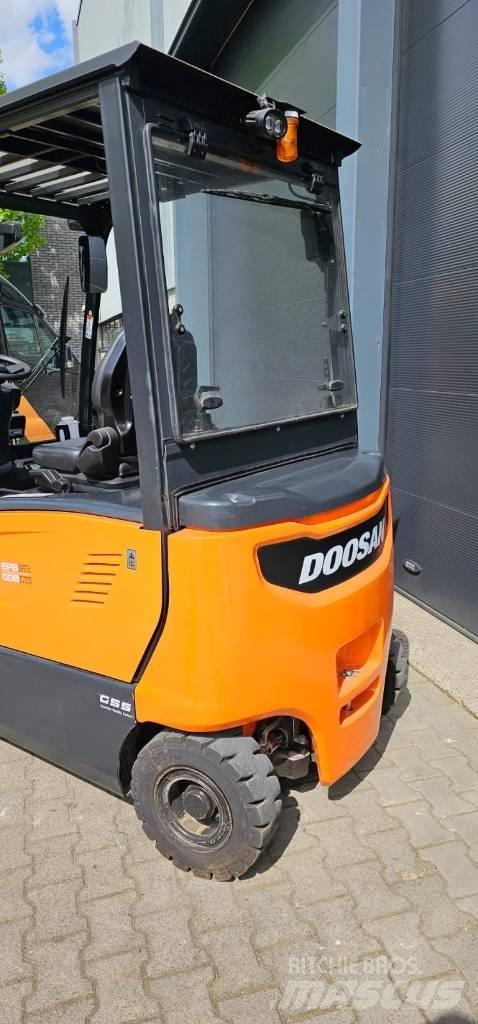 Doosan B 30 X-7 Elmotviktstruckar