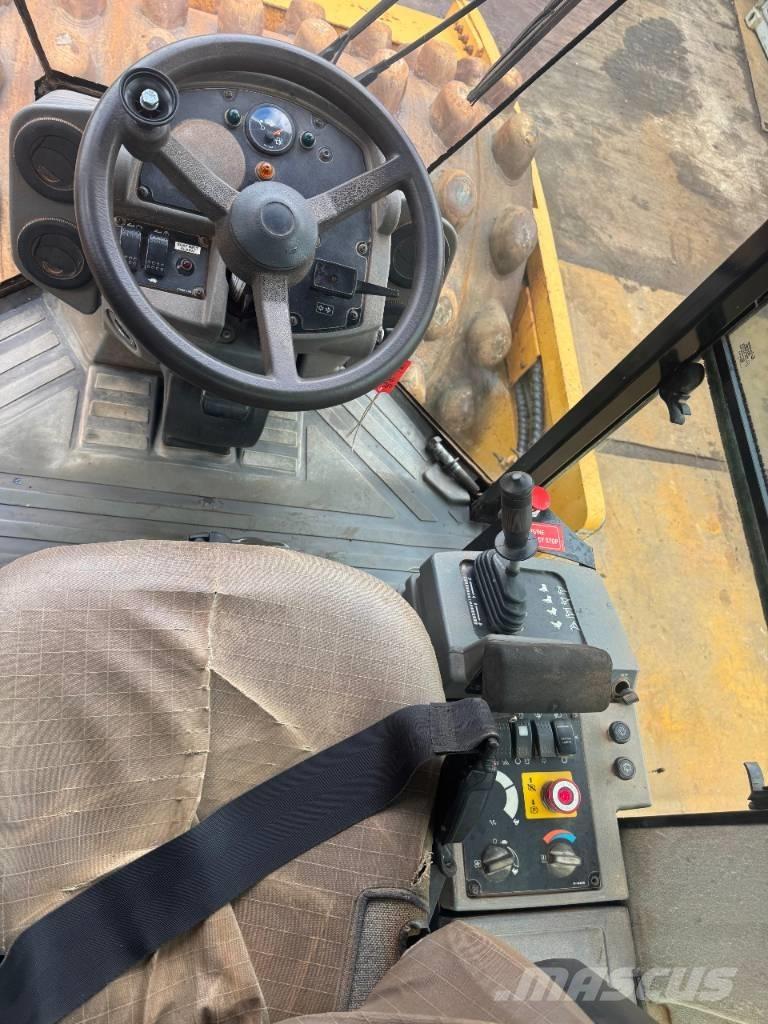 CAT CP 76 Envalsvältar