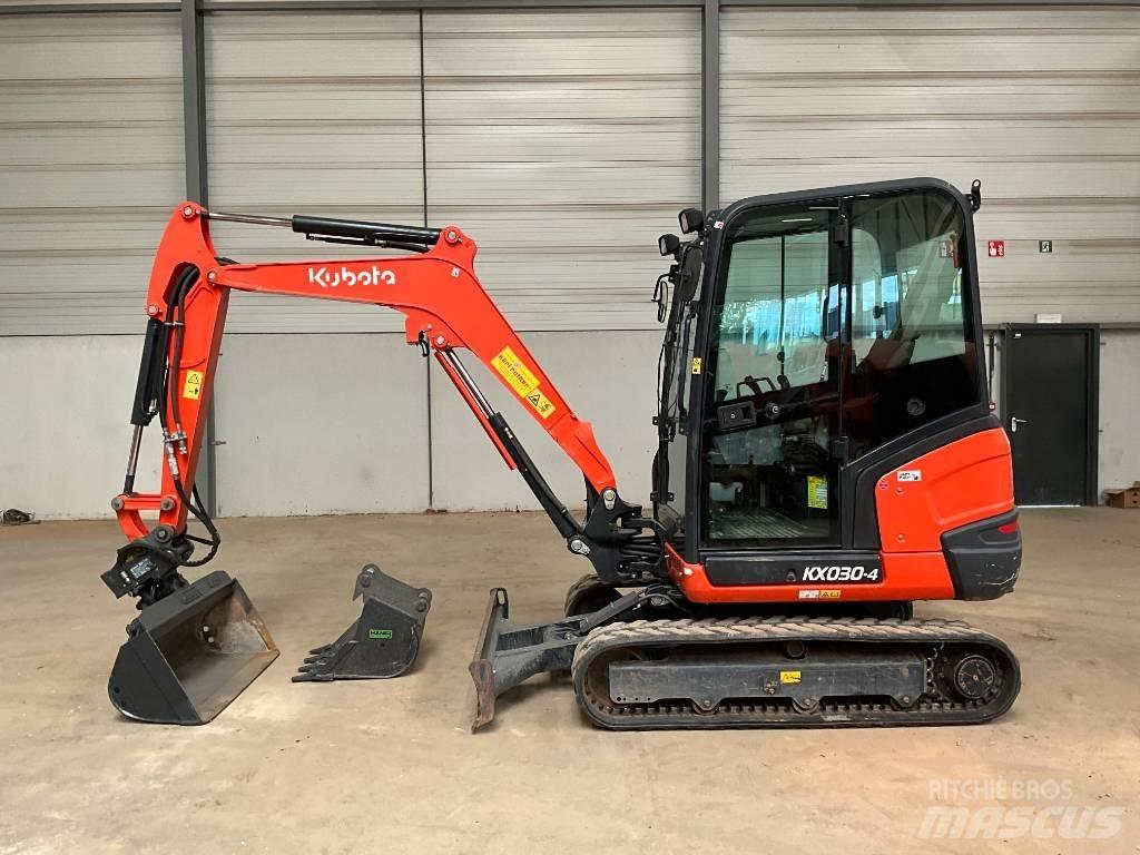 Kubota KX 030-4 Minigrävare < 7t