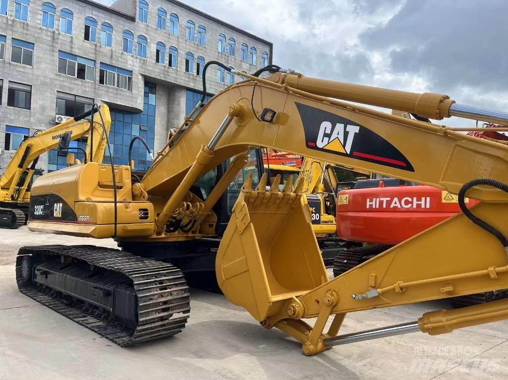 CAT 320 C L Bandgrävare