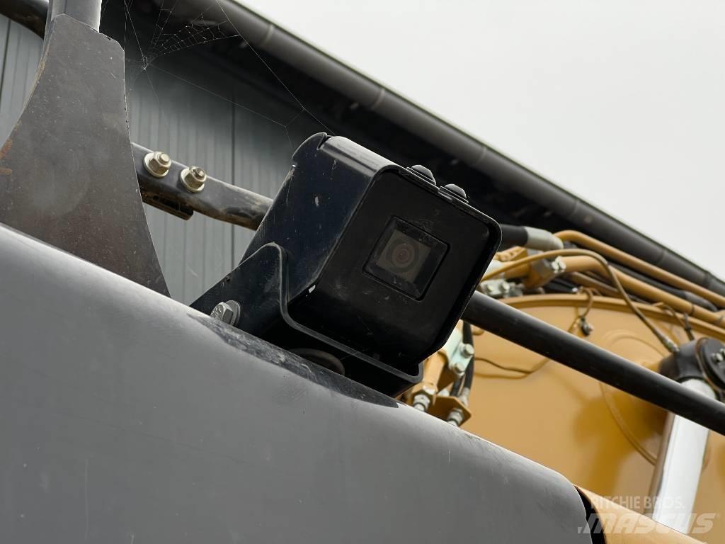 CAT 325F LCR Bandgrävare