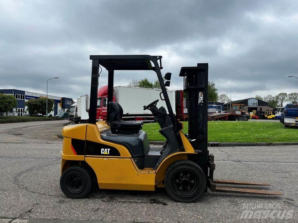 CAT DP25NT Dieselmotviktstruckar