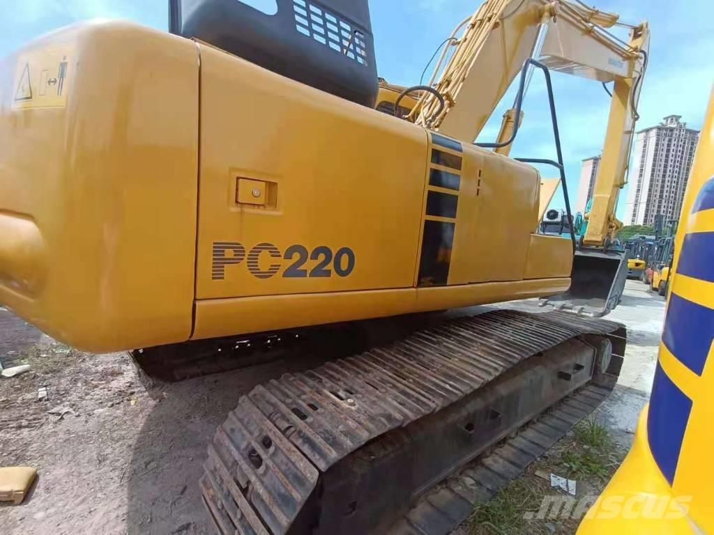 Komatsu PC 220-6 Bandgrävare