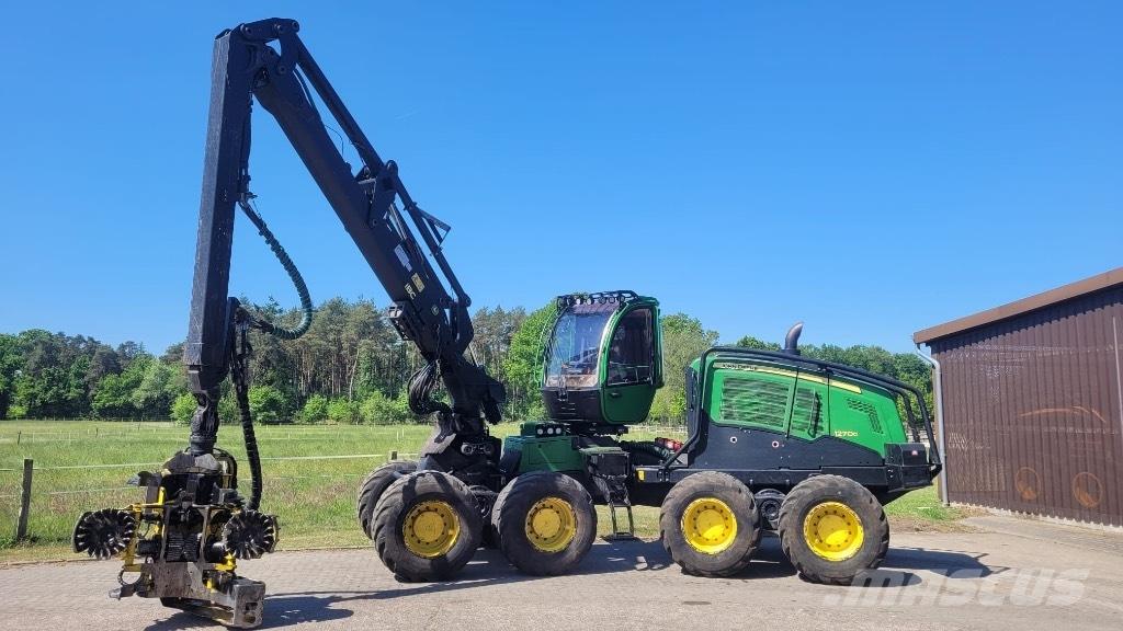 John Deere 1270 G Skördare