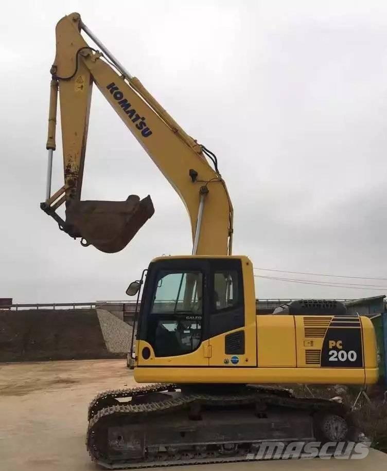 Komatsu pc200-8 Bandgrävare