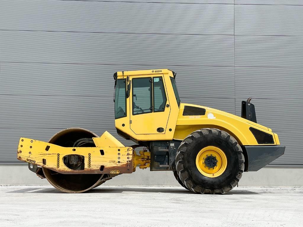 Bomag BW 216 DH-4i Envalsvältar