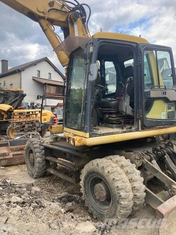 Komatsu PW 170 ES-6K Hjulgrävare