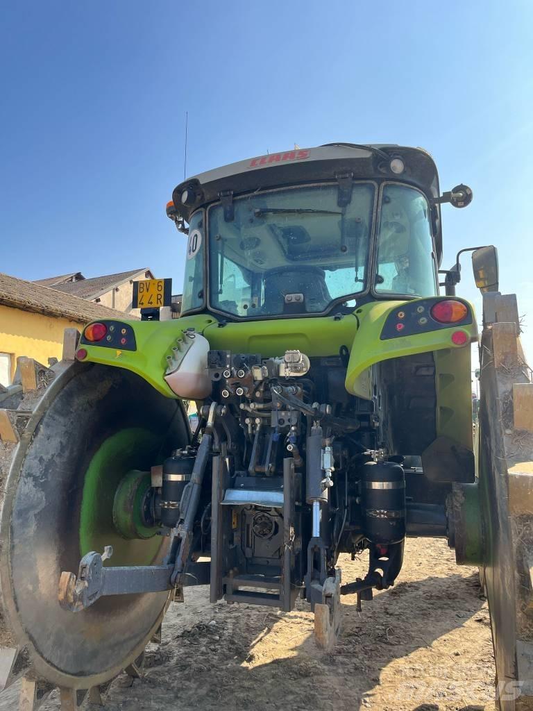 CLAAS ARION 470 Traktorer