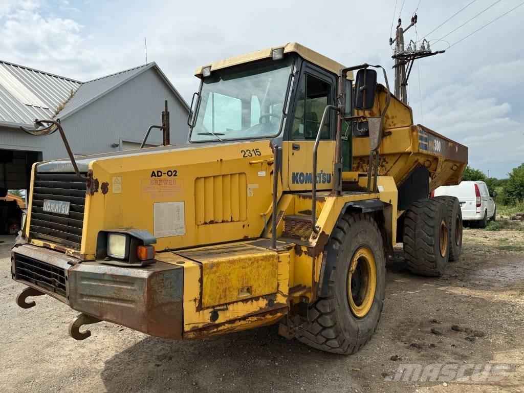 Komatsu HM300-1 Midjestyrd dumper