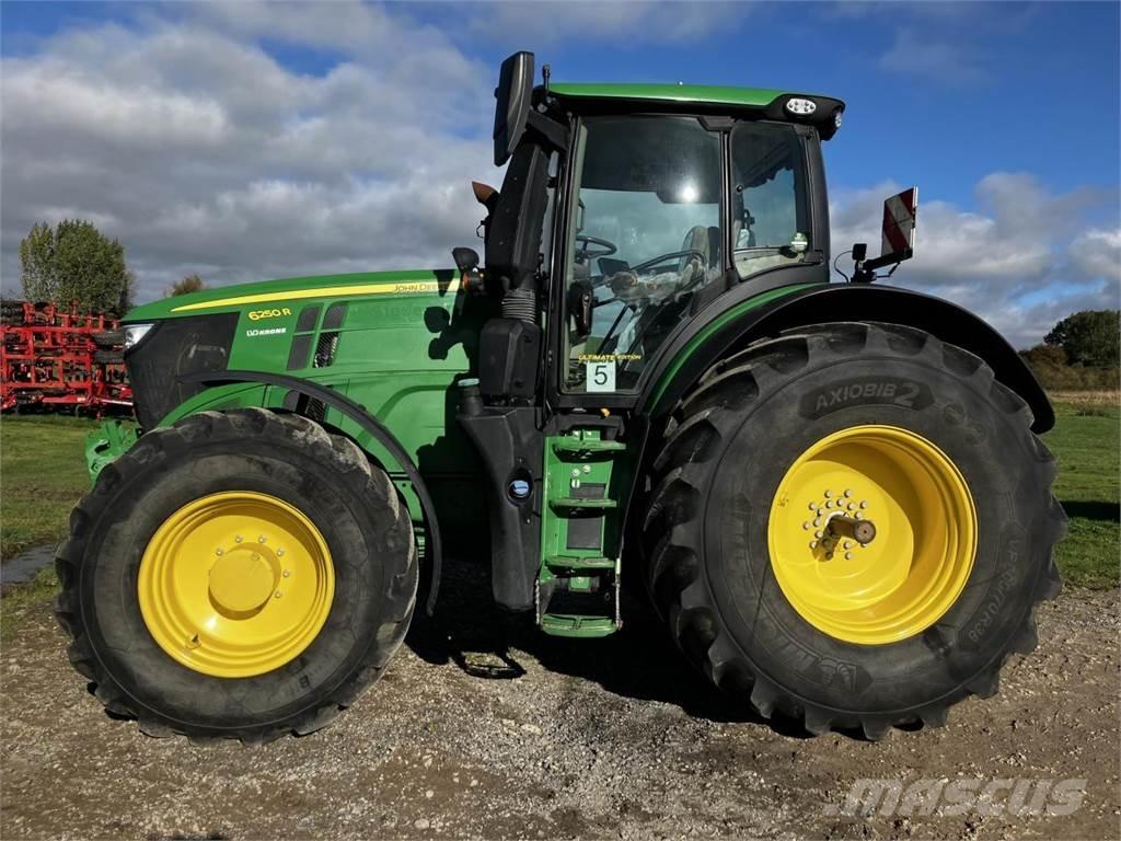 John Deere 6250R Traktorer