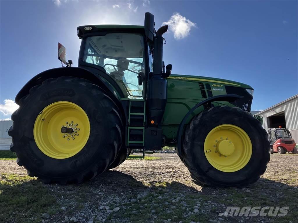 John Deere 6250R Traktorer
