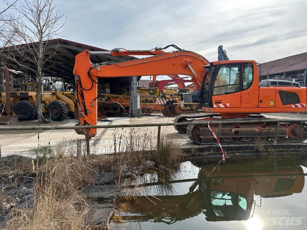 Liebherr R 916 LC Bandgrävare