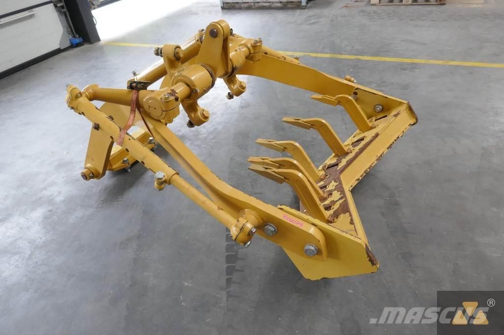 CAT 140M Scarifier Övriga