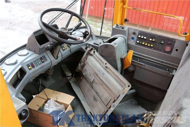 Volvo L 50 C Cabins and interior