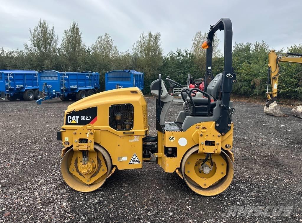 CAT CB 2.7 Tvåvalsvältar
