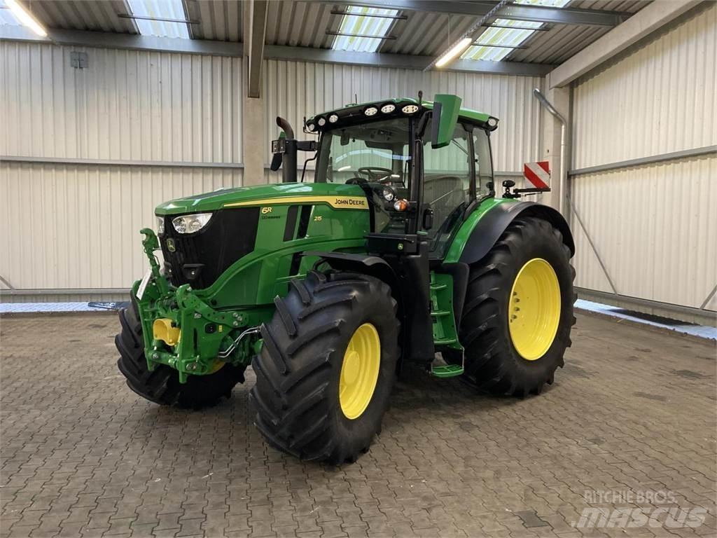 John Deere 6R 215 Traktorer