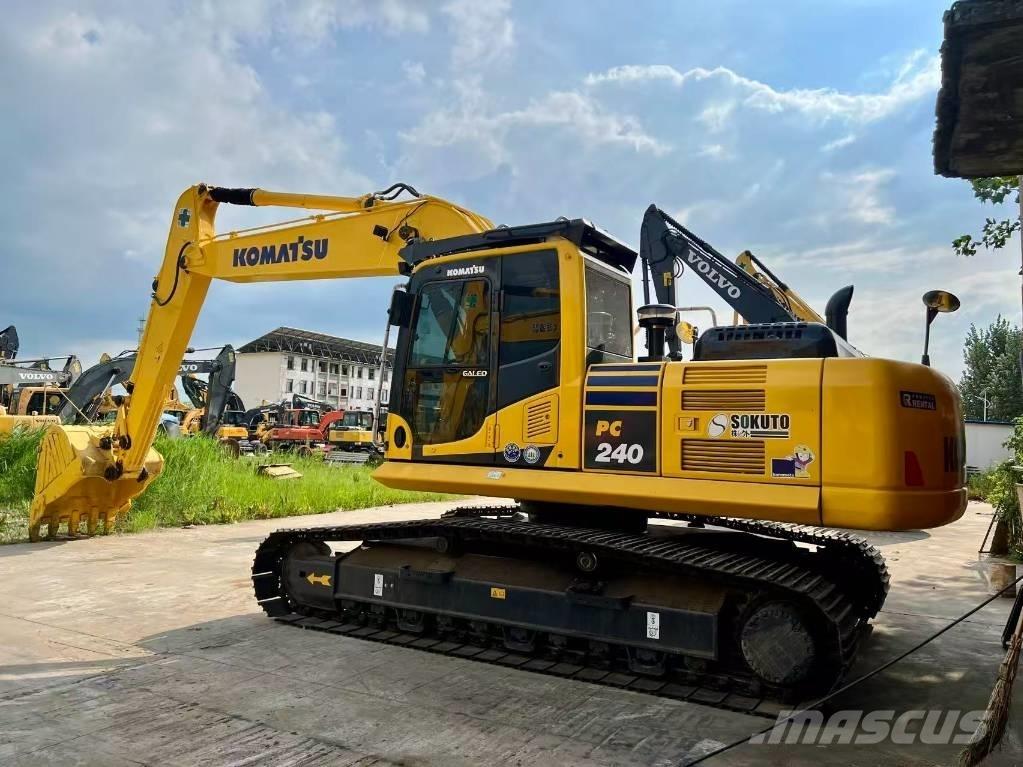 Komatsu PC 240 Bandgrävare