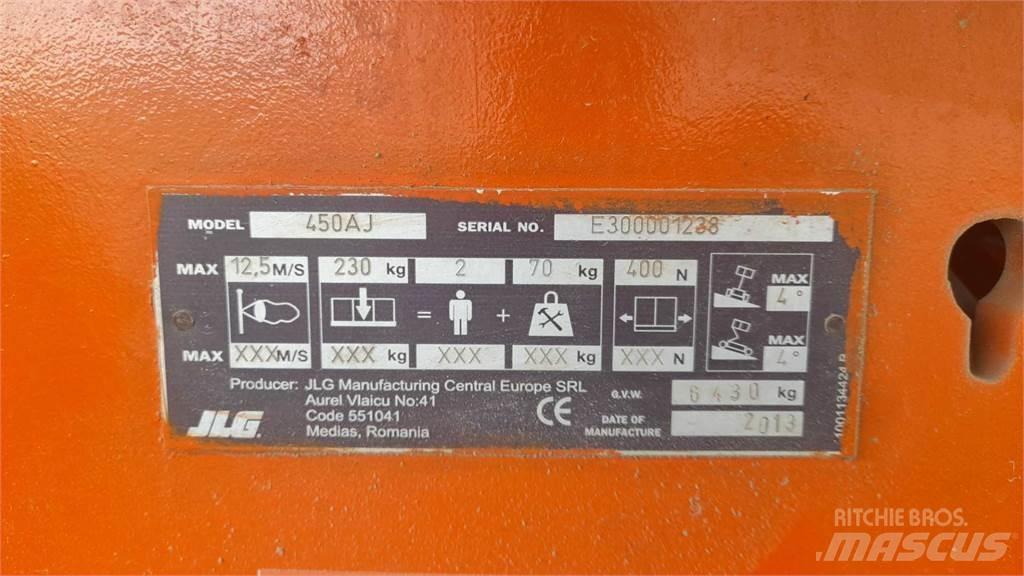 JLG 450AJSII Bomliftar
