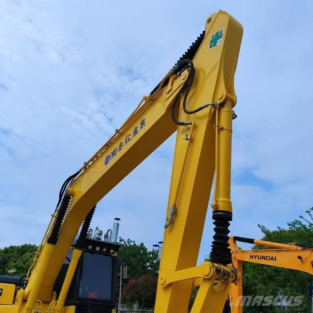 Komatsu PC 240 LC-8 Bandgrävare