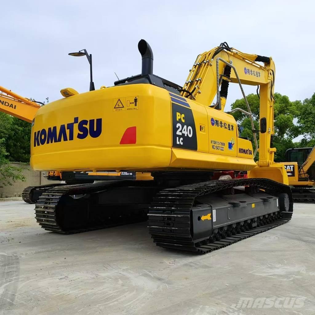 Komatsu PC 240 LC-8 Bandgrävare