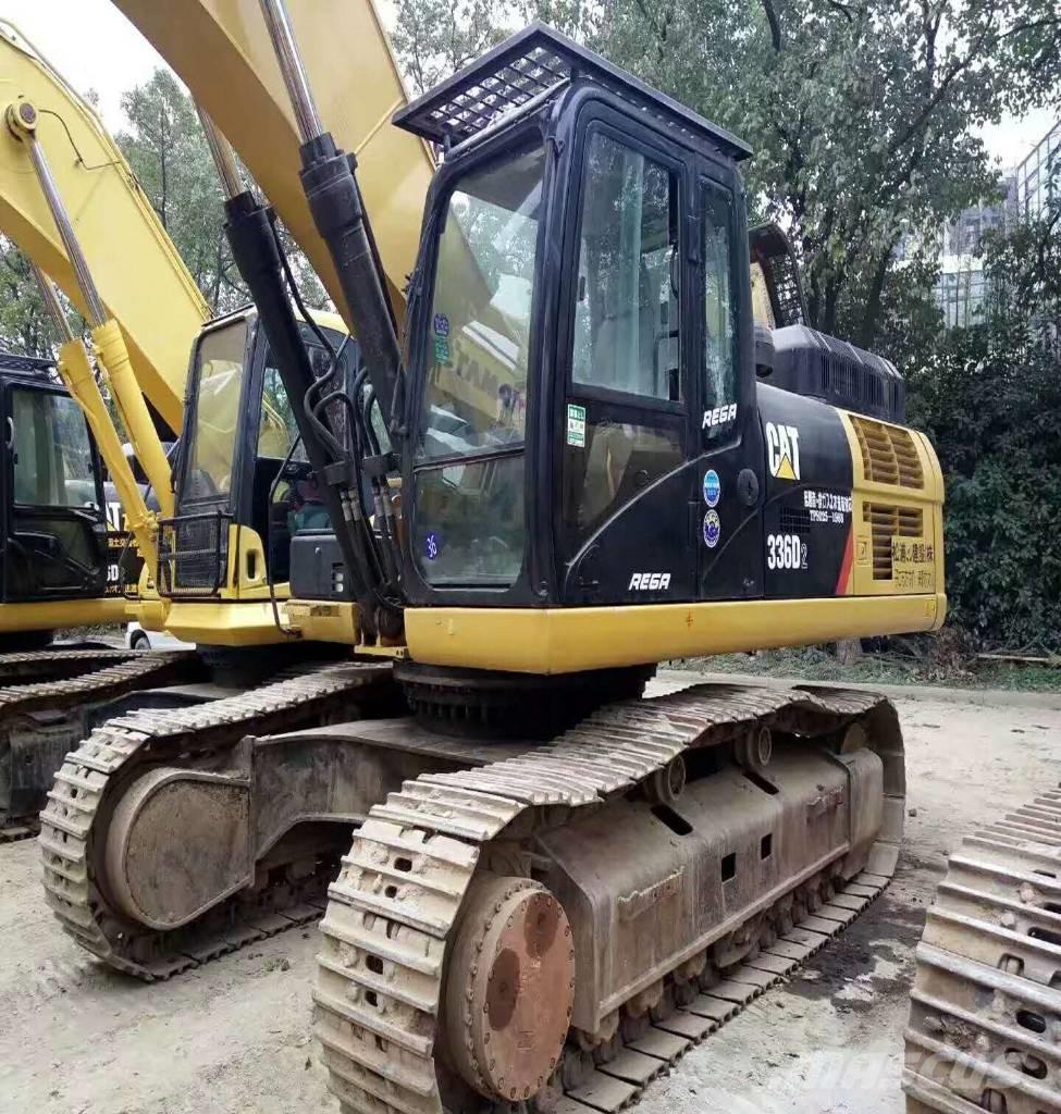 CAT 336 D Bandgrävare